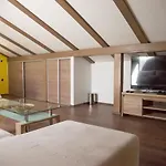 House Tos-vila With Heated Pool * Vrbnik (Primorje-Gorski Kotar)