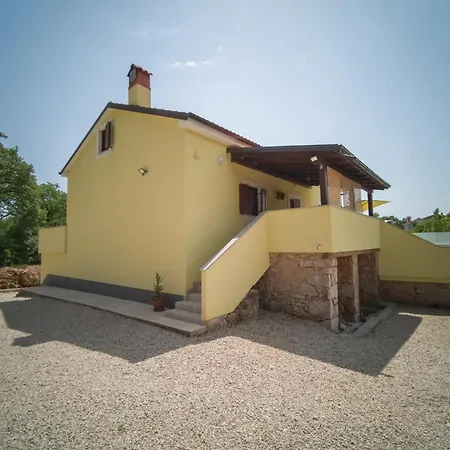 House Tos-vila With Heated Pool Vrbnik (Primorje-Gorski Kotar)