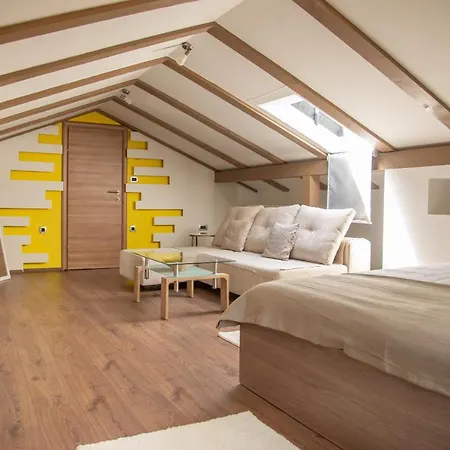 House Tos-vila With Heated Pool *