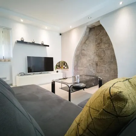Villa House Tos-vila With Heated Pool *