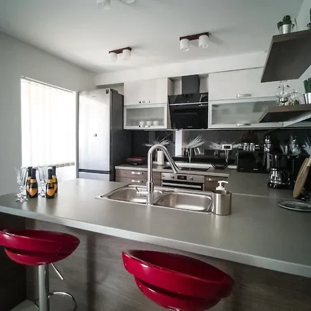 House Tos-vila With Heated Pool Villa Vrbnik (Primorje-Gorski Kotar)