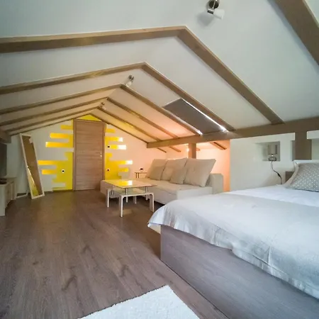 Villa House Tos-vila With Heated Pool Vrbnik (Primorje-Gorski Kotar)